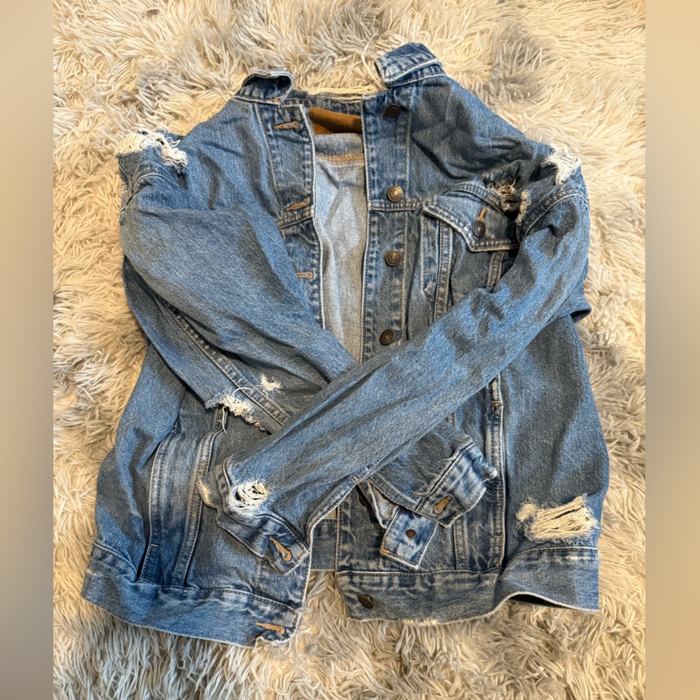 American Eagle Outfitters Light Blue Distressed Jean Jacket